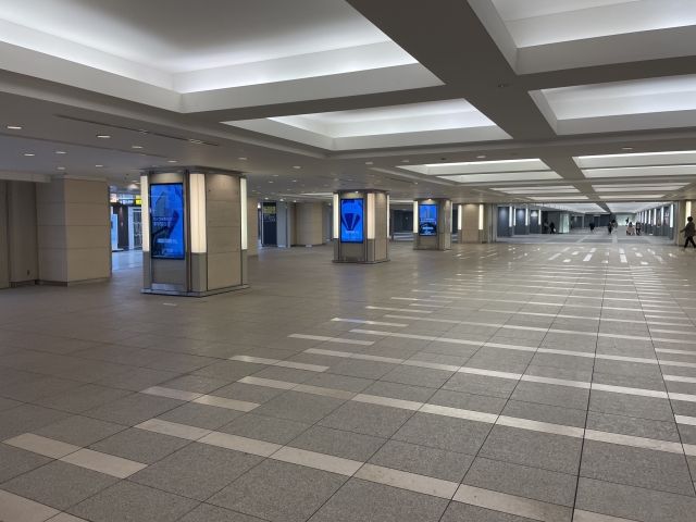東京駅　地下道