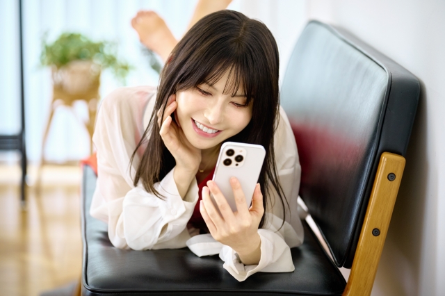 女性　電話