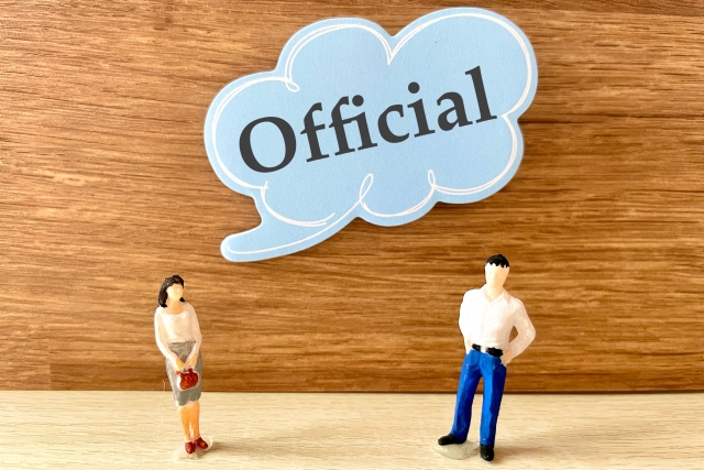 official 公式